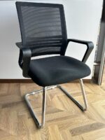 VO3 Visitor Chair Black Mesh - Image 3